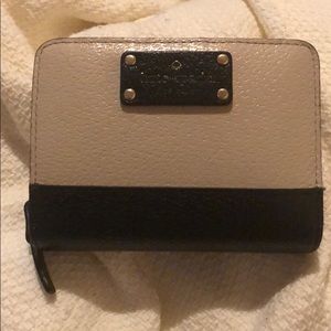 Kate spade mini wallet